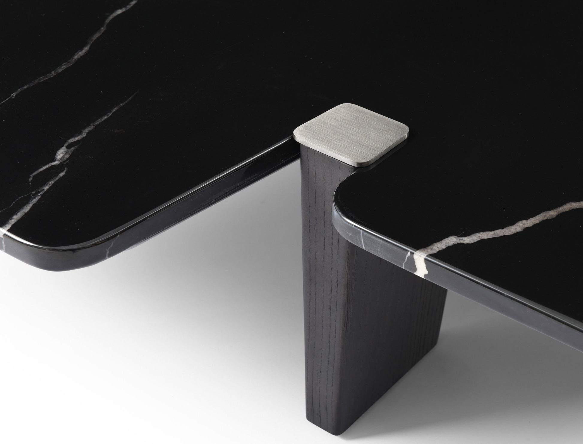 Whiteline Amora Coffee Table CT1901-BLK - Essential Livingroom